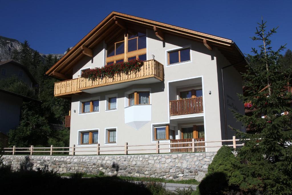 Ciasa Rudiferia Appartamenti In Alta Badia Exterior photo